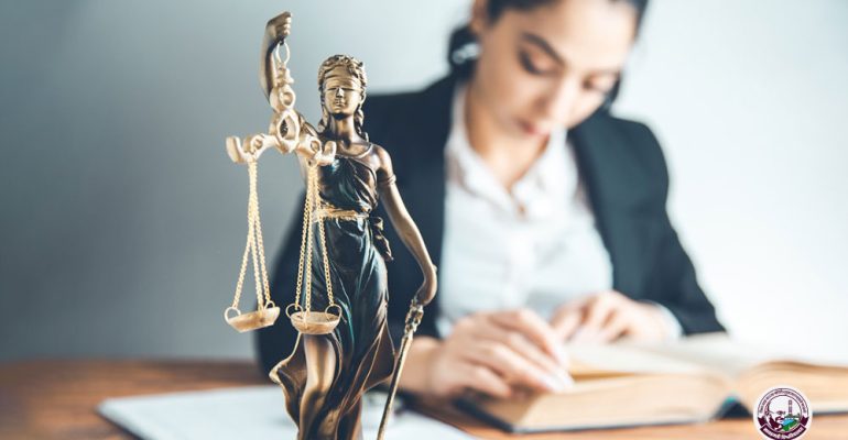 lawyer-studying-law